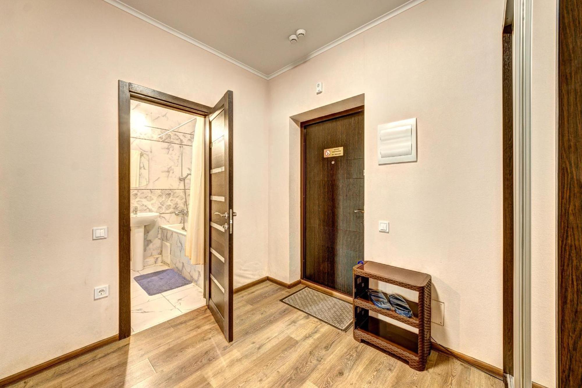 Apartment Voskresenska 18 Kiev Rum bild